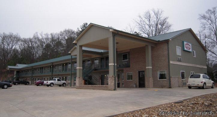 City Heart Inn & Suites Piedmont 外观 照片