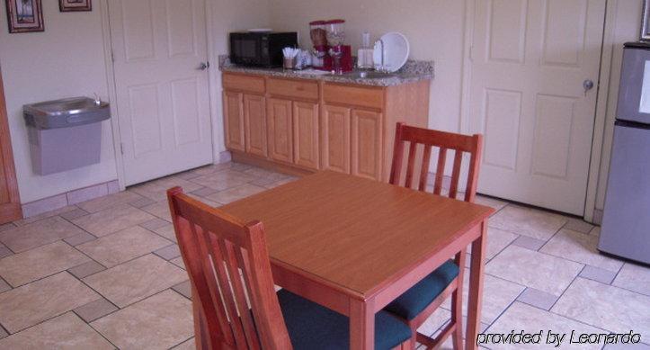 City Heart Inn & Suites Piedmont 外观 照片