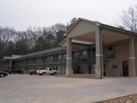 City Heart Inn & Suites Piedmont 外观 照片