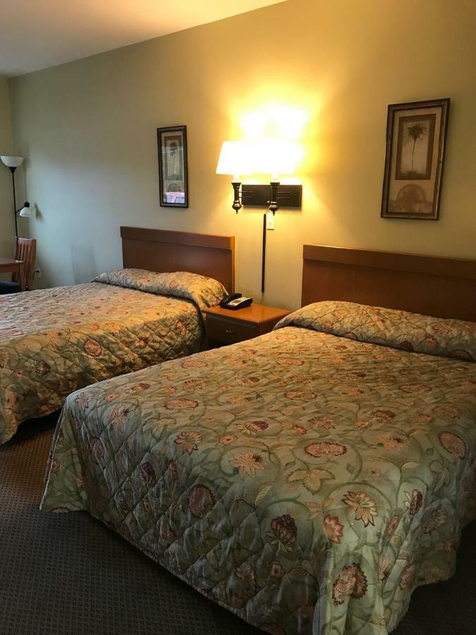 City Heart Inn & Suites Piedmont 外观 照片